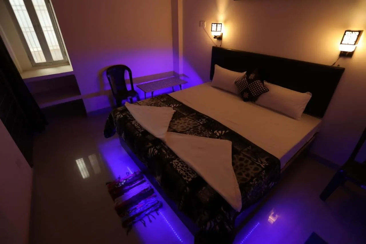 Hotel Gully Ghar Varanasi